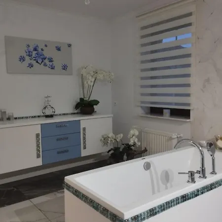 Iwo Апартаменты